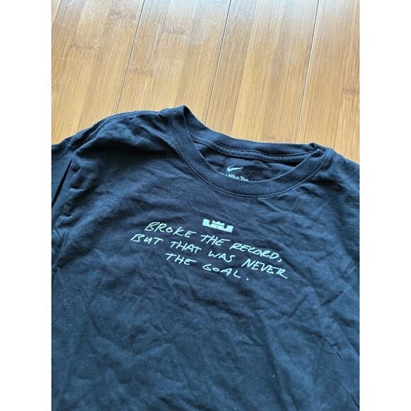 Nike x LeBron James NBA All-Time Scoring Record T-Shirt Witness LBJ Men's  XL - Picture 4 of 5